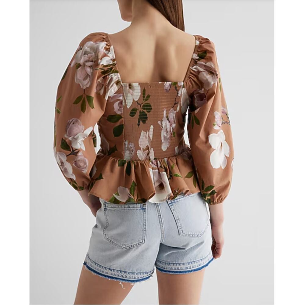 EXPRESS Floral Pleated Peplum Top in Brown Floral Print // XL - Picture 2 of 13